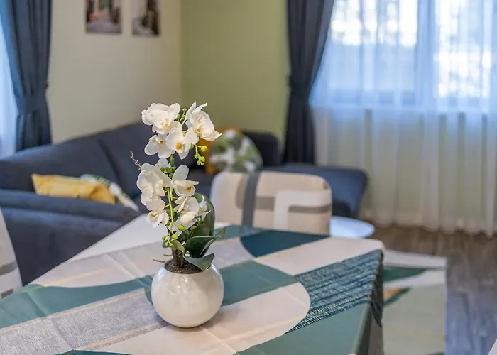 Appartement Stylish 1br Flat Garden Balcony Parking *