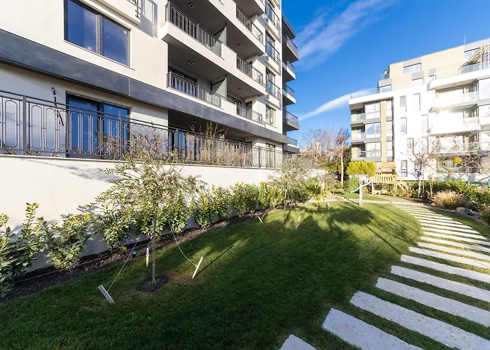 Appartement Stylish 1br Flat Garden Balcony Parking