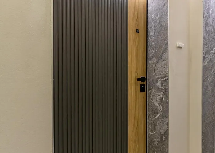 Stylish 1br Flat Garden Balcony Parking *