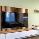 Stylish 1br Flat Garden Balcony Parking Apartamento