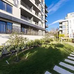 Apartamento Stylish 1br Flat Garden Balcony Parking