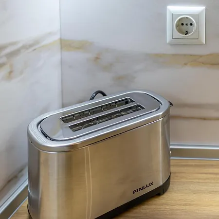 Apartment Stylish 1br Flat Garden Balcony Parking *